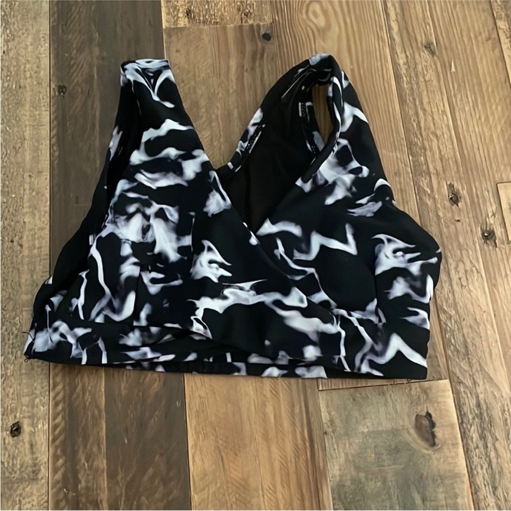 Five Dancewear Two-Tone Black and White dance bra top Youth XL